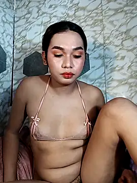 Snapshot of youryummybaby chatting on October 4, 2025, 7:54 am youryummybaby online show from October 4, 2025, 7:54 am