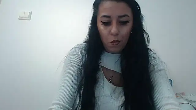 Snapshot of Maryem637048 chatting on January 10, 2026, 1:39 pm Maryem637048 online show from January 10, 2026, 1:39 pm