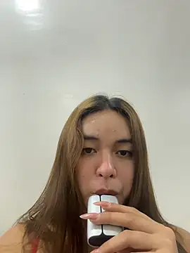 urasianlady online show from February 5, 2026, 1:40 pm