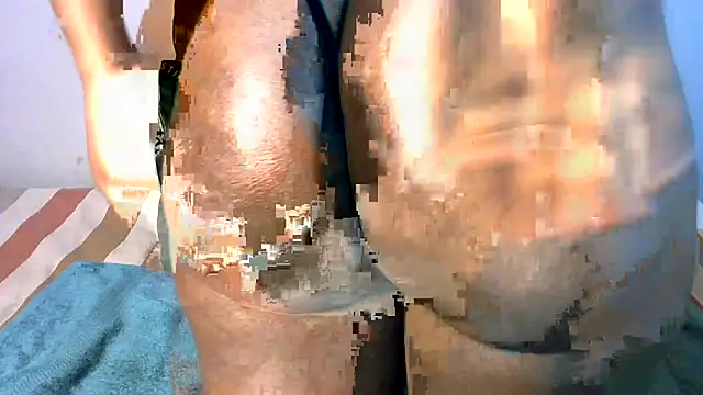 shy-lillyX22 online show from December 23, 2025, 8:24 am