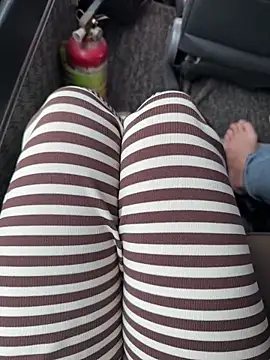 Snapshot of Meii-meyy chatting on October 31, 2025, 6:54 am Meii-meyy online show from October 31, 2025, 6:54 am