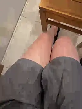 Meii-meyy online show from April 3, 2026, 10:54 am