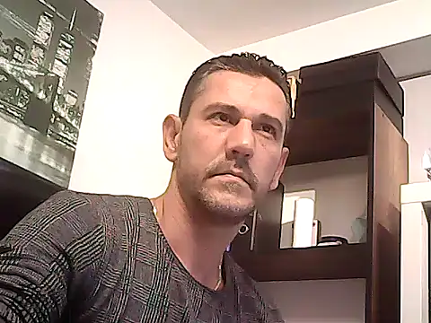 mastercharisma35 online show from December 4, 2025, 3:22 pm