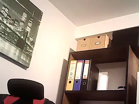 Snapshot of mastercharisma35 chatting on October 18, 2025, 3:47 pm mastercharisma35 online show from October 18, 2025, 3:47 pm