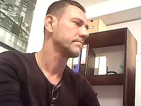 mastercharisma35 online show from December 19, 2025, 12:18 pm