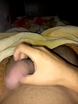 Snapshot of amin20cm chatting on October 7, 2025, 1:17 am amin20cm online show from October 7, 2025, 1:17 am