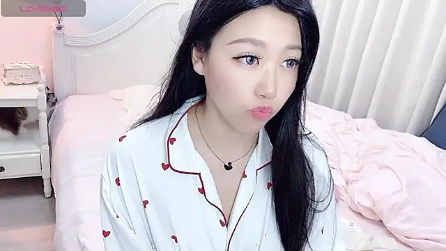 fufu-0808 online show from November 26, 2025, 9:53 am