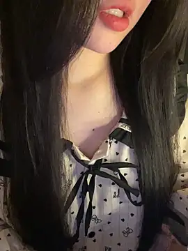 Nancy68 online show from April 12, 2026, 3:32 am