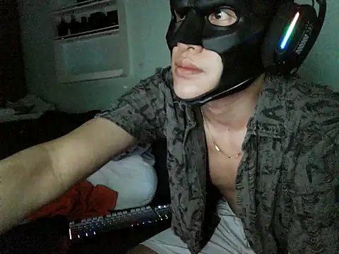 boyhigh1997 online show from March 8, 2026, 11:02 am