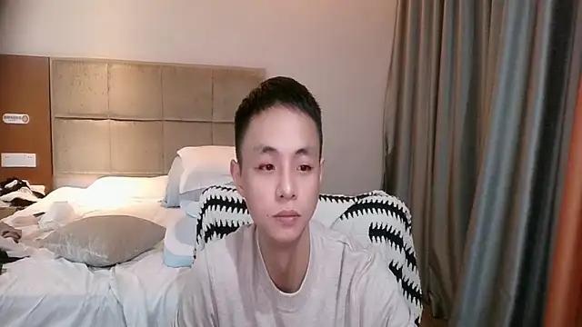 Snapshot of Tsia-Die chatting on December 21, 2025, 1:57 pm Tsia-Die online show from December 21, 2025, 1:57 pm