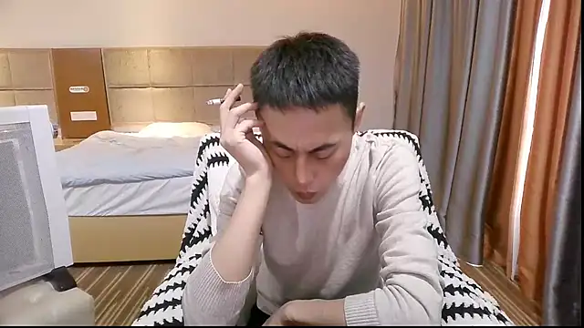 Snapshot of Tsia-Die chatting on December 5, 2025, 4:33 am Tsia-Die online show from December 5, 2025, 4:33 am