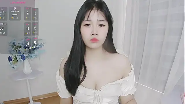 Snapshot of -Rose-Lucky- chatting on September 22, 2025, 1:11 am -Rose-Lucky- online show from September 22, 2025, 1:11 am