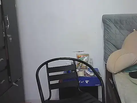 morenocabro10 online show from February 14, 2026, 12:33 am