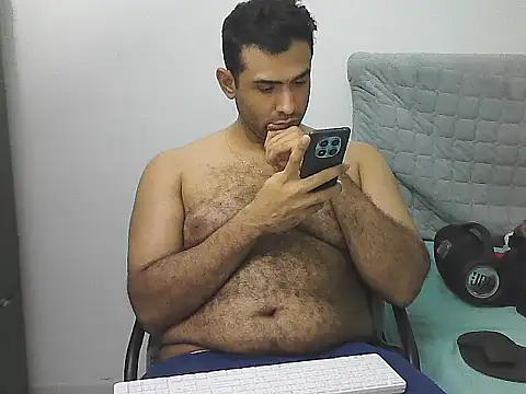 morenocabro10 online show from April 14, 2026, 3:22 am