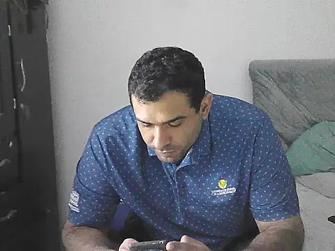 morenocabro10 online show from June 19, 2026, 4:07 am