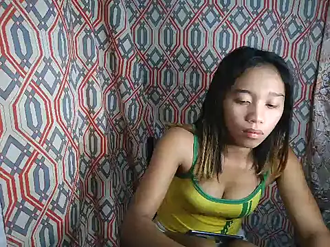 Snapshot of Virgen_christine01 chatting on October 13, 2025, 2:57 am Virgen christine01 online show from October 13, 2025, 2:57 am