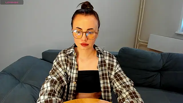 MewStella online show from May 21, 2026, 11:29 am