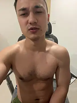 HardyDee online show from September 16, 2025, 7:48 pm