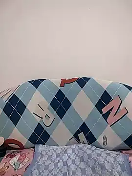 Snapshot of Yina219 chatting on September 18, 2025, 11:02 am Yina219 online show from September 18, 2025, 11:02 am