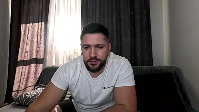 Gold Alpha Boy online show from November 24, 2025, 9:53 am