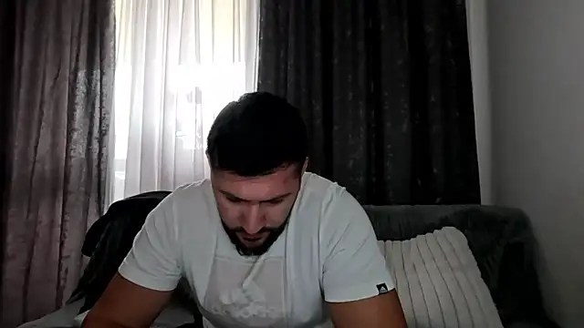 Snapshot of Gold_Alpha_Boy chatting on October 2, 2025, 10:40 am Gold Alpha Boy online show from October 2, 2025, 10:40 am