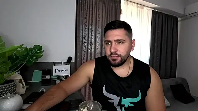 Snapshot of Gold_Alpha_Boy chatting on October 15, 2025, 8:33 am Gold Alpha Boy online show from October 15, 2025, 8:33 am