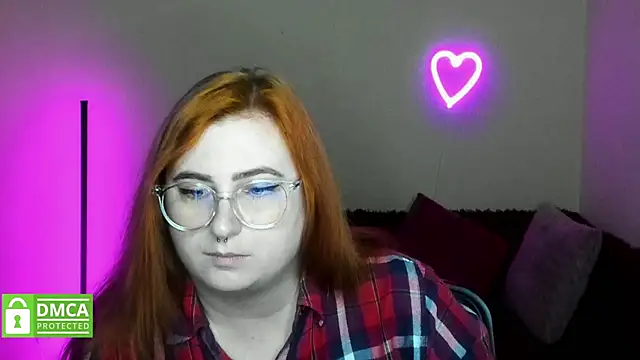 Snapshot of Alicia_love00 chatting on October 17, 2025, 5:26 pm Alicia love00 online show from October 17, 2025, 5:26 pm