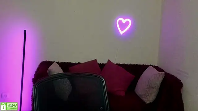 Snapshot of Alicia_love00 chatting on September 21, 2025, 5:23 am Alicia love00 online show from September 21, 2025, 5:23 am