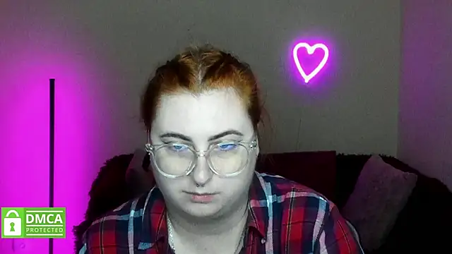 Snapshot of Alicia_love00 chatting on October 12, 2025, 5:31 am Alicia love00 online show from October 12, 2025, 5:31 am