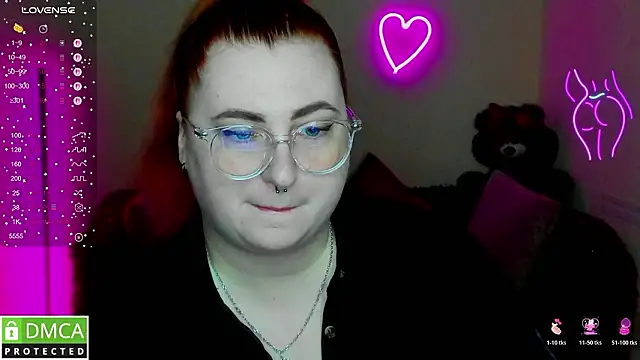 Snapshot of Alicia_love00 chatting on February 23, 2026, 6:25 am Alicia love00 online show from February 23, 2026, 6:25 am