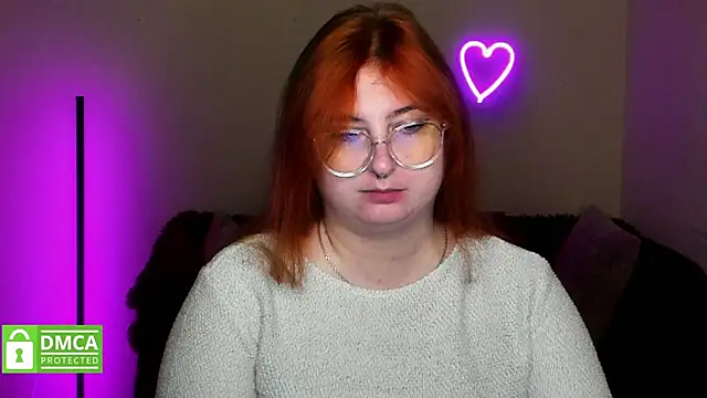 Snapshot of Alicia_love00 chatting on October 3, 2025, 5:31 am Alicia love00 online show from October 3, 2025, 5:31 am