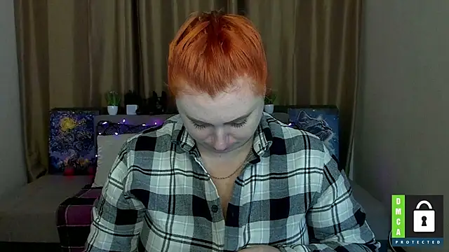 Snapshot of Alicia_love00 chatting on September 29, 2025, 5:25 am Alicia love00 online show from September 29, 2025, 5:25 am