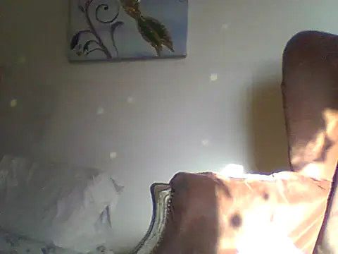 Snapshot of Bebita-zmp chatting on June 11, 2026, 5:43 pm Bebita-zmp online show from June 11, 2026, 5:43 pm