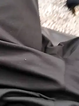 idhem   31 online show from February 14, 2026, 2:39 pm