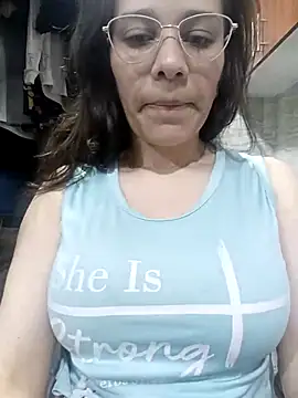 Isabella5 Brown  online show from September 20, 2025, 12:10 pm