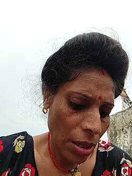 ISHANI-SINGH online show from October 1, 2025, 2:27 am