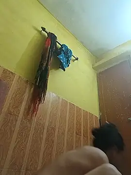 ISHANI-SINGH online show from October 31, 2025, 5:09 pm