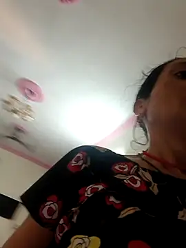 ISHANI-SINGH online show from April 10, 2026, 2:51 am