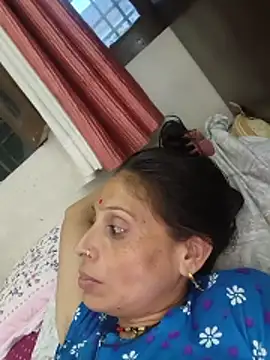 ISHANI-SINGH online show from June 18, 2026, 1:38 pm