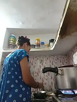 ISHANI-SINGH online show from July 15, 2026, 2:13 pm