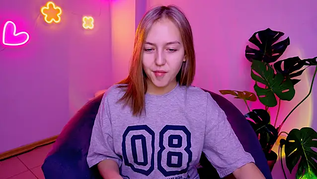 CindySparkl online show from February 6, 2026, 3:35 am