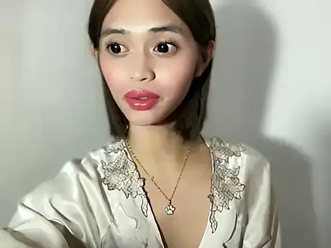 spicy margaritaxxx online show from November 17, 2025, 1:04 pm