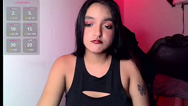 Snapshot of Ari_20_ chatting on November 2, 2025, 1:54 am Ari 20 online show from November 2, 2025, 1:54 am