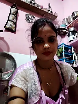 Snapshot of Cut_ragni chatting on October 29, 2025, 11:36 pm Cut ragni online show from October 29, 2025, 11:36 pm