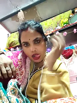 Cut ragni online show from January 14, 2026, 5:27 pm