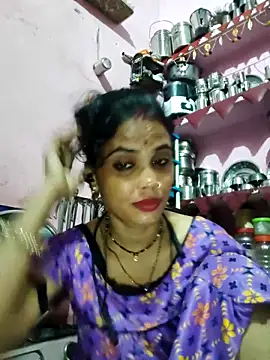 Snapshot of Cut_ragni chatting on October 1, 2025, 6:12 pm Cut ragni online show from October 1, 2025, 6:12 pm