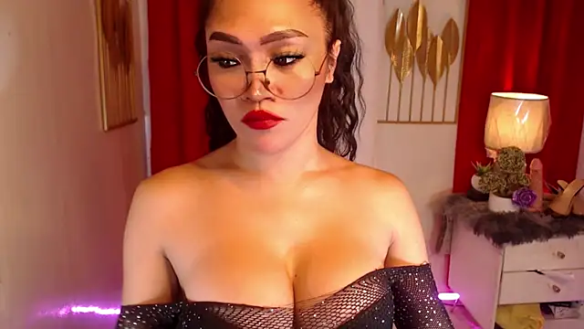 Snapshot of Goddess_Maliya chatting on February 12, 2026, 7:08 am Goddess Maliya online show from February 12, 2026, 7:08 am