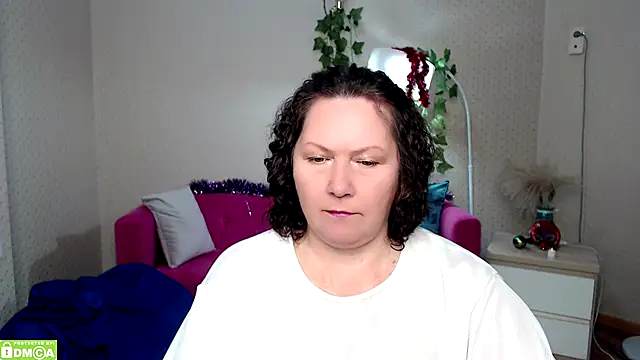 milf hornys online show from December 13, 2025, 8:04 pm