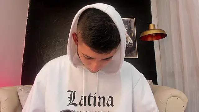 Mathewboy1 online show from September 17, 2025, 11:45 am