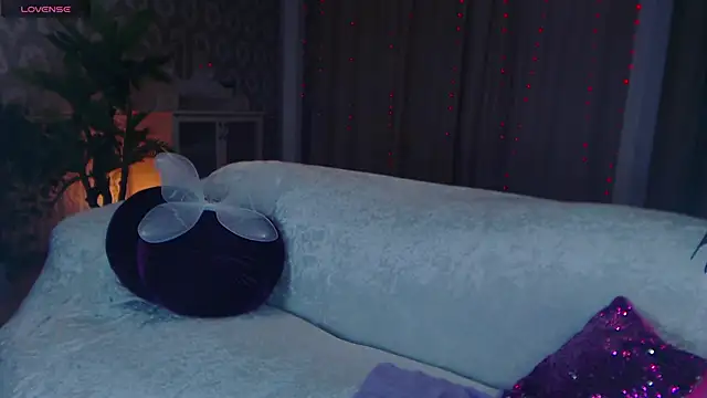 Snapshot of LiSinDoll chatting on November 22, 2025, 6:23 am LiSinDoll online show from November 22, 2025, 6:23 am